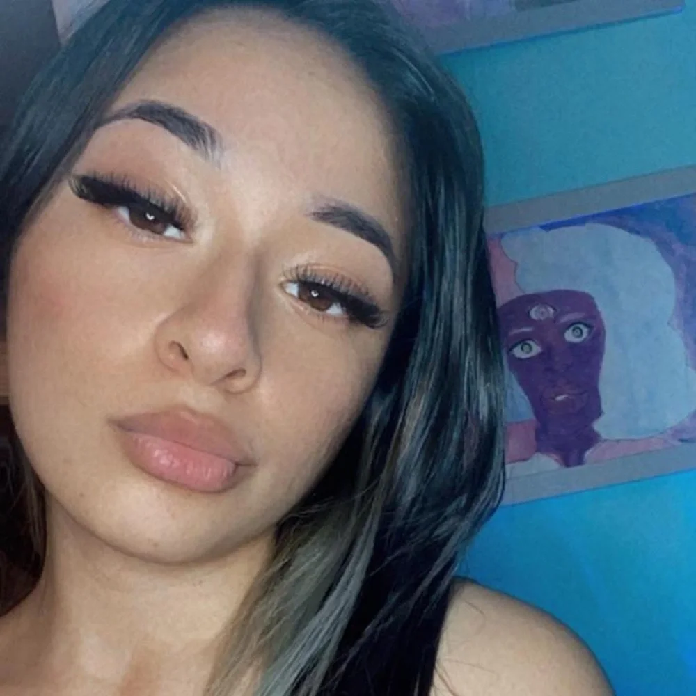 Strip Lashes - Picture 8 of 15